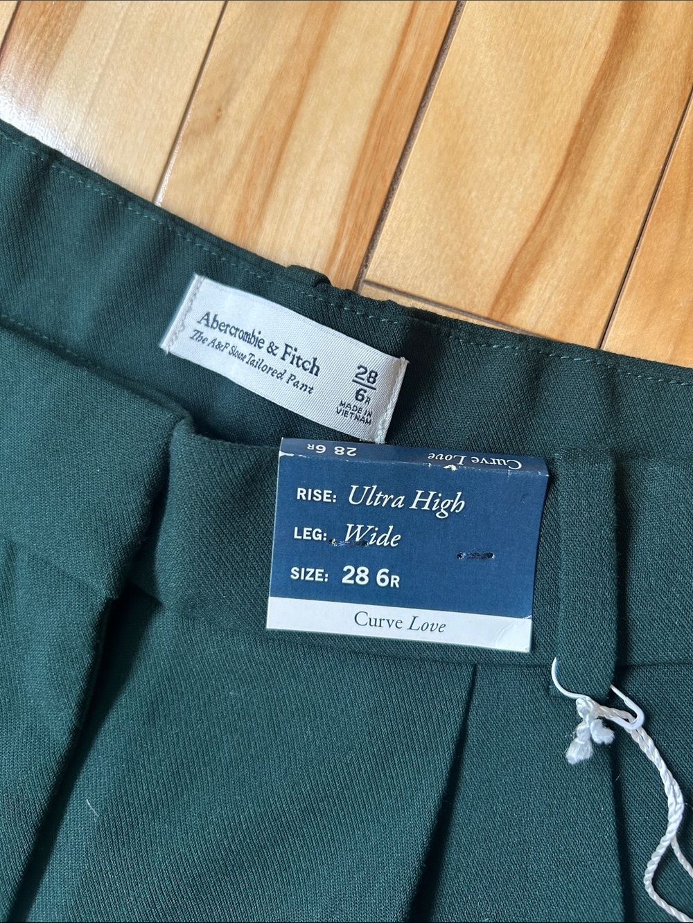 Abercrombie & Fitch Ultra High-Rise Wide Leg Pants — Deep Green